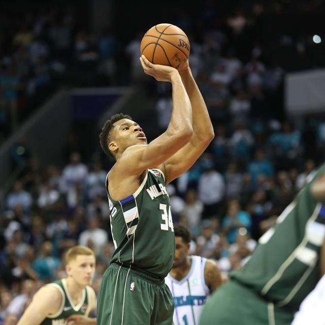 九游娱乐平台里程碑夜！夏洛特黄蜂再遭质疑，全明星赛加时末段刷纪录，管理层满意，轮换策略成焦点的简单介绍